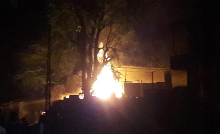  उदयपुर में ड्रम गोदाम में आग, धमाके हुए