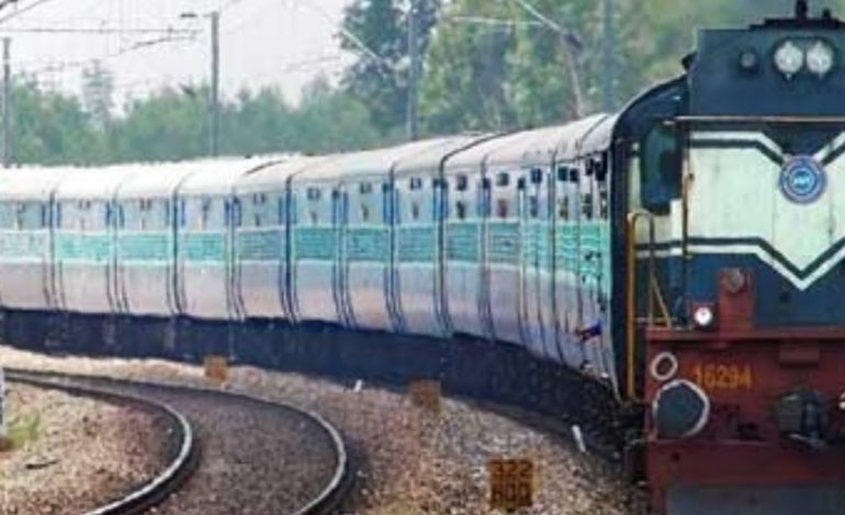  शालीमार-उदयपुर बीकानेर-पुरी रेलगाड़ी रद्द, पूरी खबर पढ़े