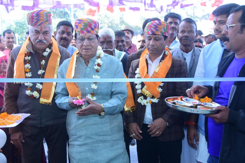 विधायक परमार ने किया बजरंग इलेक्ट्रिक मोटर्स शोरुम का शुभारंभ