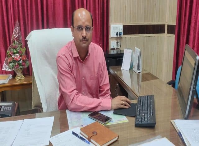 उदयपुर में एडीएम प्रशासन दीपेंद्रसिंह ने संभाला पदभार