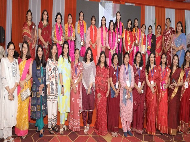 उदयपुर में लघु उद्योग भारती ने महिलाओं को दिया नारी गौरव सम्मान