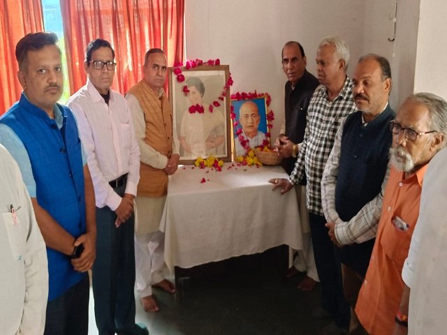 भारत को एकसूत्र में पिरोकर देश की एकता और अखंडता की नींव सरदार पटेल की देन