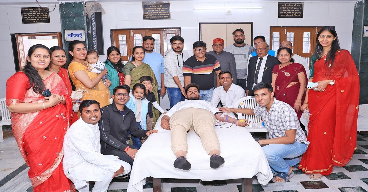 शांतिनाथ सोशल समिति उदयपुर में 74 रक्तवीरों ने किया रक्तदान
